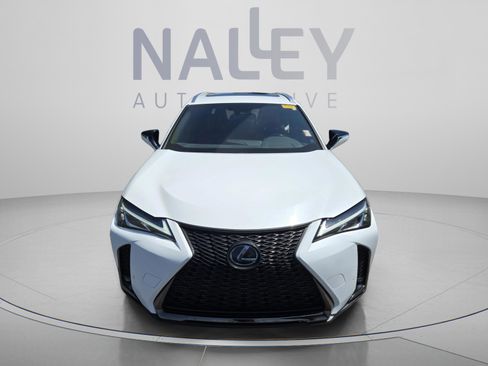 Used 2022 Lexus UX 200 F Sport w/ Accessory Package (Z2) FWD image 8