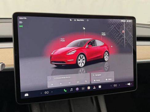 Used 2024 Tesla Model Y Long Range AWD/4WD image 15