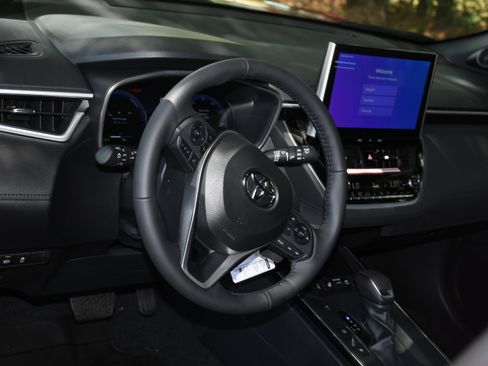 New 2026 Toyota Corolla Cross AWD Hybrid image 4