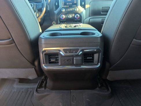 Used 2020 GMC Sierra 2500 Denali w/ Denali Ultimate Package AWD/4WD image 34