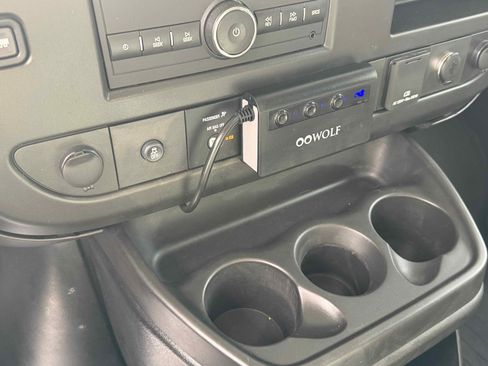 Used 2023 GMC Savana 2500 w/ Driver Convenience Package image 21