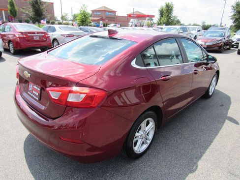 Used 2016 Chevrolet Cruze LT w/ Convenience Package FWD image 6