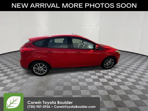 Used 2015 Ford Focus SE FWD image 10