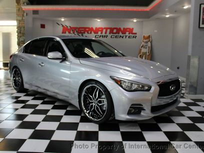 Used 2015 INFINITI Q50 2.0t w/ Moonroof Package