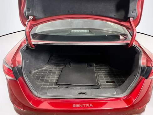 Used 2022 Nissan Sentra SV image 25