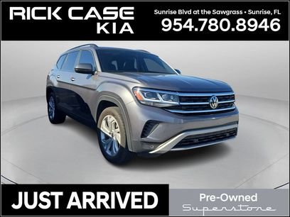 Used 2023 Volkswagen Atlas SE w/ Panoramic Sunroof Package
