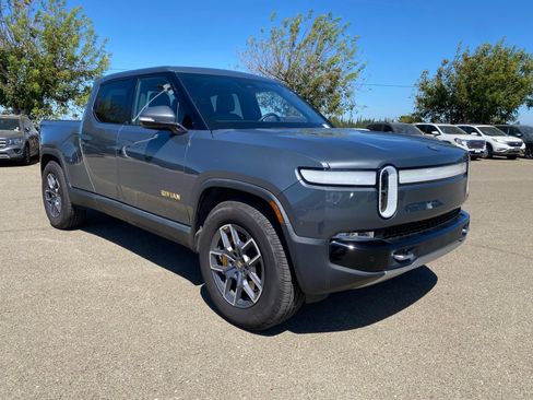 Used 2022 Rivian R1T Adventure AWD/4WD image 3