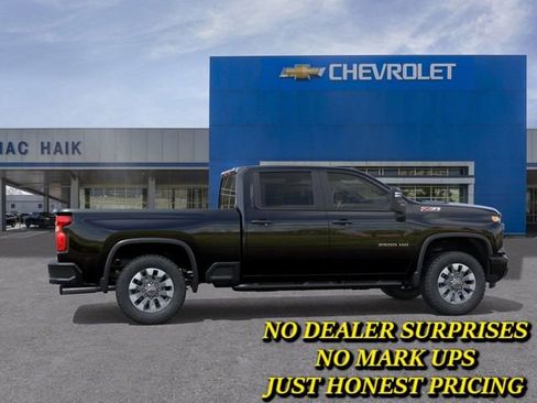 New 2026 Chevrolet Silverado 2500 Custom w/ Custom Value Package AWD/4WD image 5