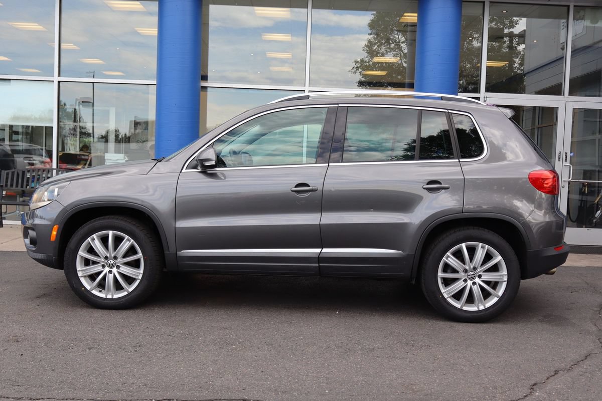 Used 2012 Volkswagen Tiguan SE AWD/4WD image 2