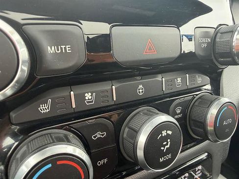 Used 2019 RAM 1500 Sport w/ Level 2 Equipment Group AWD/4WD image 47