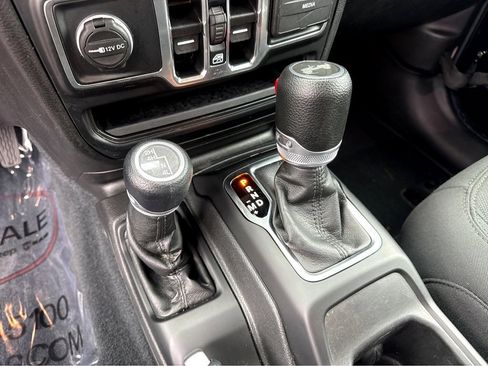 Certified 2022 Jeep Wrangler Unlimited Sport image 23