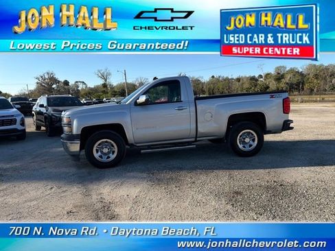 Used 2014 Chevrolet Silverado 1500 W/T w/ Trailering Package image 4