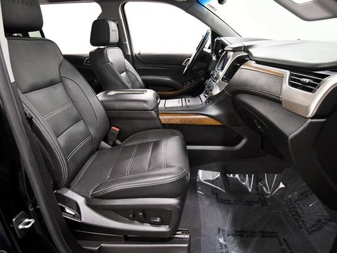 Used 2020 GMC Yukon XL Denali w/ Open Road Package AWD/4WD image 19