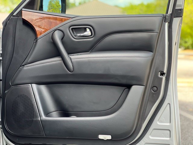 Used 2019 INFINITI QX80 Luxe AWD/4WD image 21