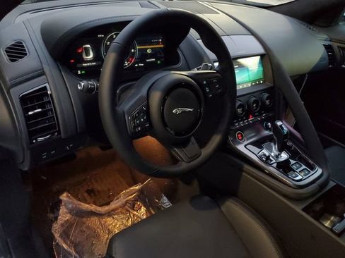 Used 2024 Jaguar F-TYPE Coupe AWD image 11