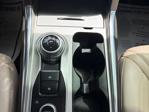 Used 2023 Ford Explorer Platinum w/ Technology Package AWD/4WD image 33