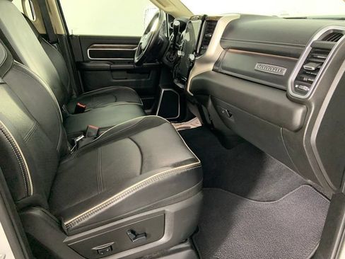 Used 2020 RAM 2500 Laramie AWD/4WD image 16