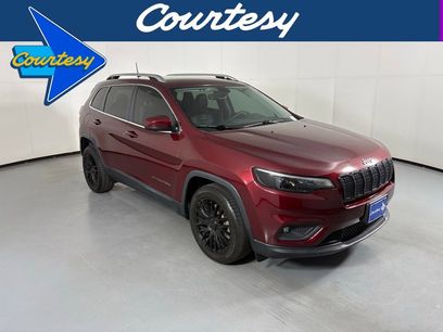 Used 2019 Jeep Cherokee Latitude Plus w/ Comfort/Convenience Group