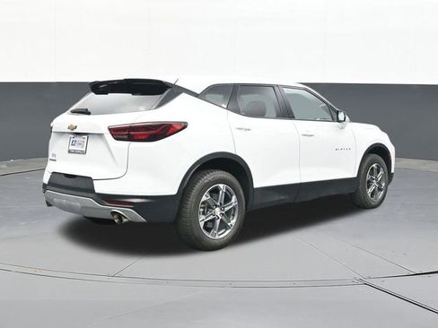 Used 2024 Chevrolet Blazer LT image 10