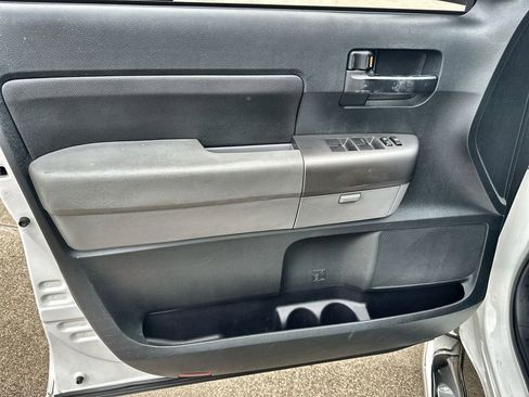 Used 2012 Toyota Tundra 2WD CrewMax w/ Tow Pkg image 13