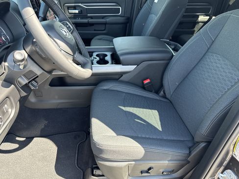 New 2026 RAM 3500 Big Horn AWD/4WD image 9