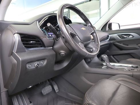 Used 2020 Chevrolet Traverse Premier w/ Redline Edition FWD image 40