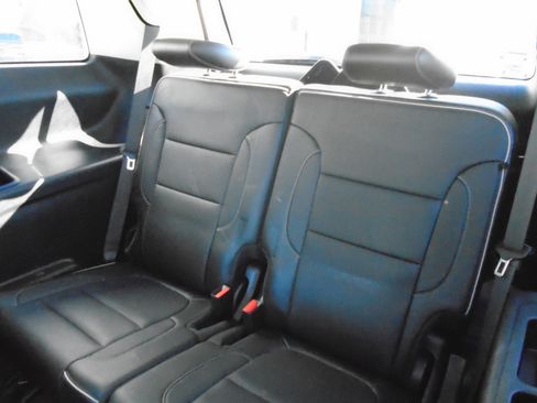 Used 2020 GMC Acadia Denali w/ Technology Package image 39