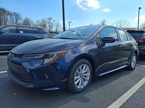 New 2026 Toyota Corolla LE image 2