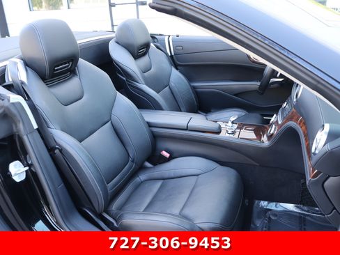 Used 2017 Mercedes-Benz SL 550 image 18
