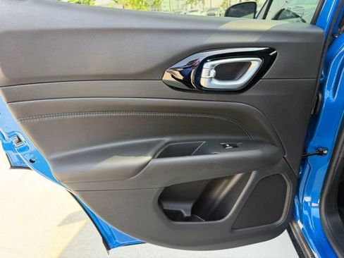 New 2026 Jeep Compass Latitude image 19