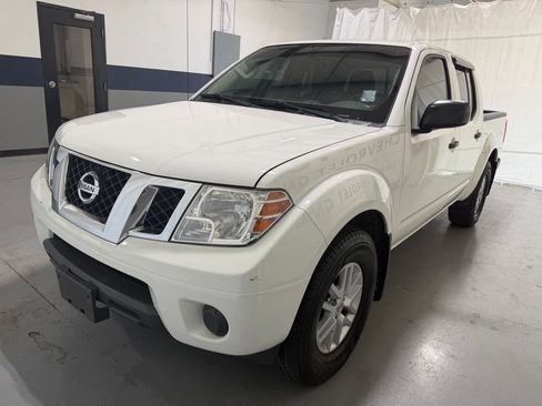 Used 2019 Nissan Frontier SV RWD image 23