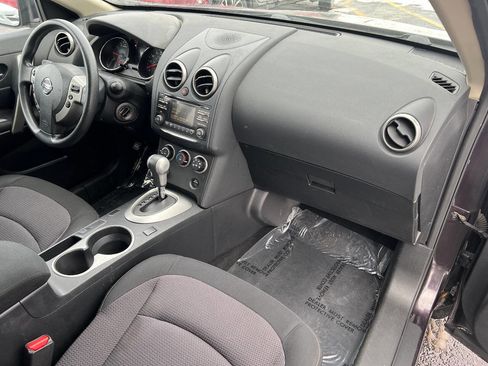 Used 2012 Nissan Rogue SV image 26