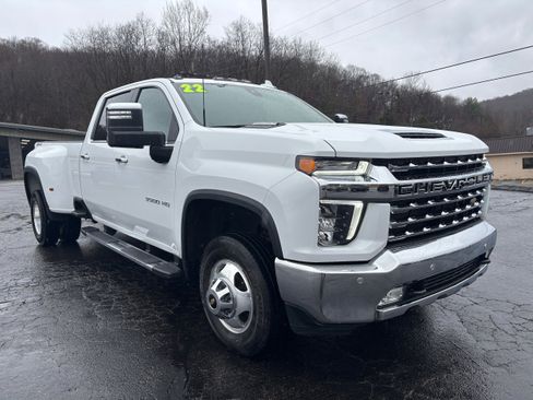Used 2022 Chevrolet Silverado 3500 LTZ w/ LTZ Convenience Package image 1