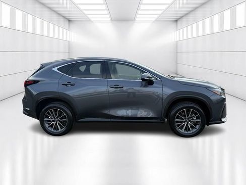 Certified 2023 Lexus NX 250 AWD image 4