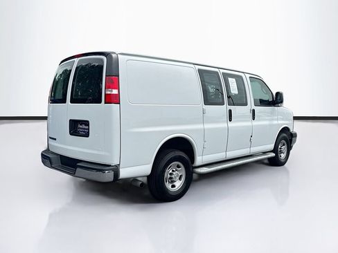 Used 2024 Chevrolet Express 2500 w/ Driver Convenience Package RWD image 9