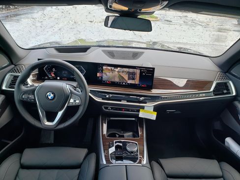 New 2026 BMW X5 xDrive40i AWD/4WD image 15