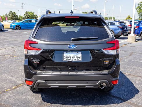 Used 2025 Subaru Forester Wilderness w/ Convenience Package image 9