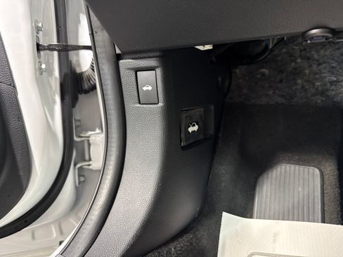 Used 2024 Honda Accord EX image 32
