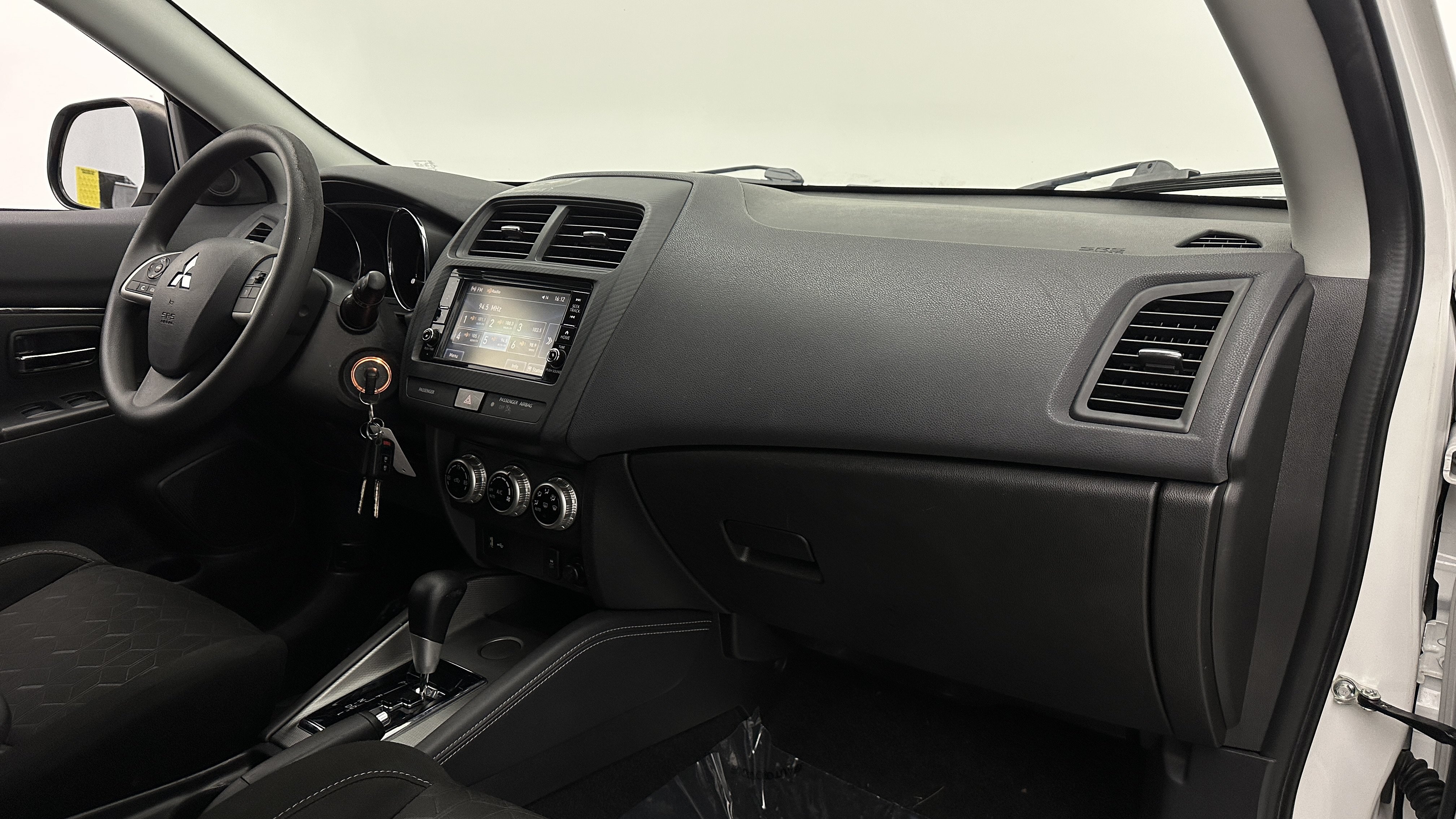 Used 2020 Mitsubishi Outlander Sport ES FWD image 30