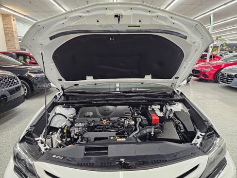 Used 2023 Toyota Camry SE image 38