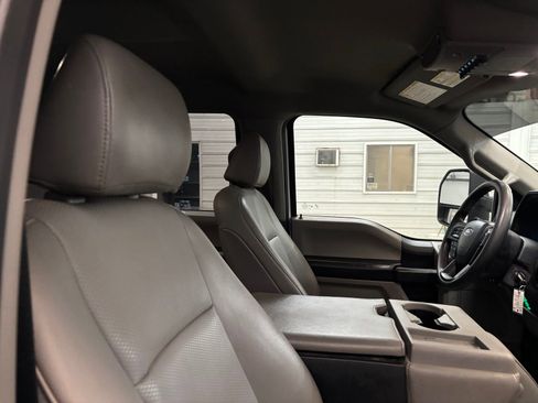 Used 2022 Ford F250 XL w/ Power Equipment Group image 26