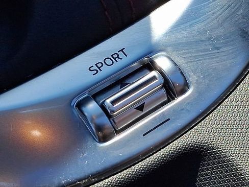 Used 2016 MAZDA MX-5 Miata Sport image 21