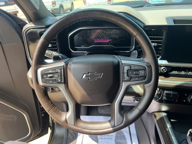 Used 2025 Chevrolet Silverado 1500 LT Trail Boss w/ Convenience Package II AWD/4WD image 31
