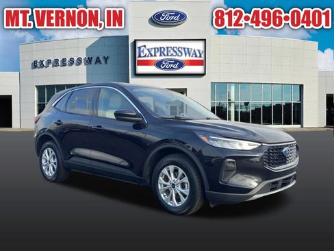 Used 2023 Ford Escape Active w/ Tech Pack #2 AWD/4WD image 5