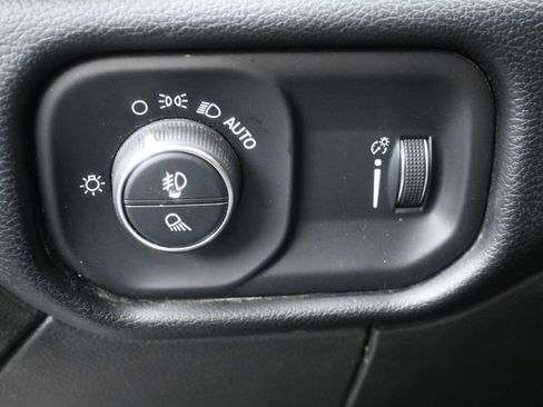 Used 2024 RAM 2500 Big Horn image 9