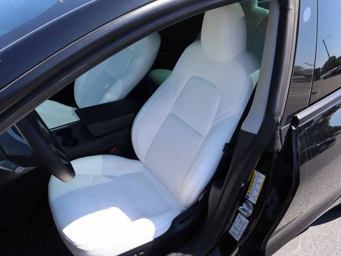 Used 2023 Tesla Model 3 Performance AWD/4WD image 2