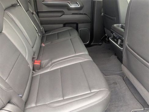 Used 2023 GMC Sierra 1500 SLT w/ SLT Premium Plus Package image 33