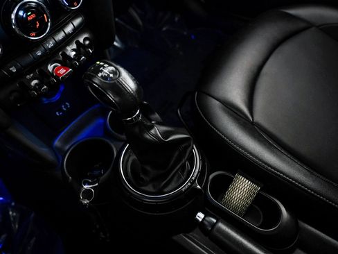 Used 2015 MINI Cooper 2-Door Hardtop image 20