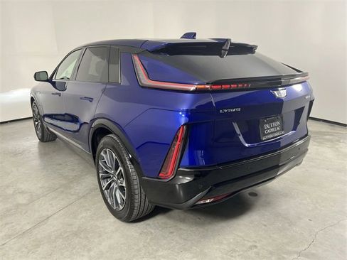 Used 2026 Cadillac Lyriq Sport image 33