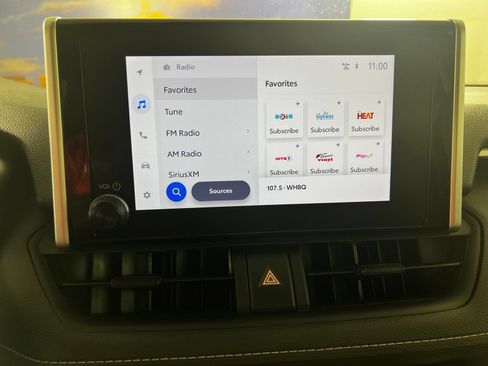 Certified 2025 Toyota RAV4 XLE FWD image 17